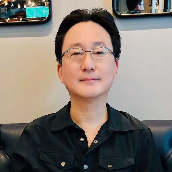 Louis Huang