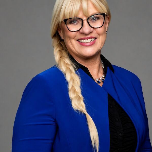 Nancy McCurrach