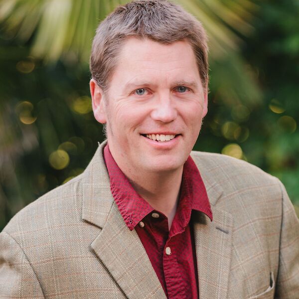 Michael Wolfe