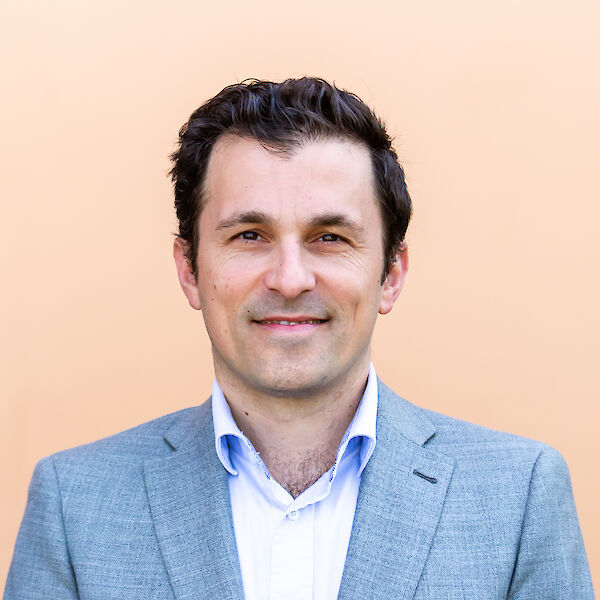Daniel Tetrault